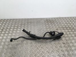 Toyota Yaris Tuyau d'alimentation conduite de carburant 