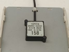 Toyota RAV 4 (XA40) Antenna GPS 8686042042