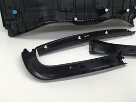 Toyota C-HR Rivestimento portellone posteriore/bagagliaio 64781F4010