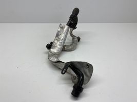 Audi A5 Tuyau de liquide de refroidissement moteur 06L121085AF