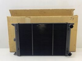 Volkswagen Polo I 86 Radiador del refrigerante 861121253C