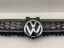 Volkswagen Golf VII Maskownica / Grill / Atrapa górna chłodnicy 5G0853651