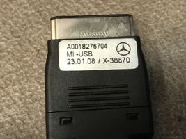 Mercedes-Benz GL X166 Câble adaptateur AUX A0018276704