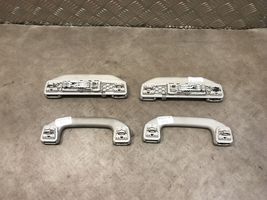 Mercedes-Benz GL X166 Un set di maniglie per il soffitto A0998150000