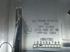 Mercedes-Benz GL X166 Kita slenkscių/ statramsčių apdailos detalė A1666800835