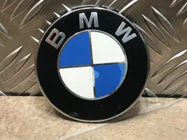 BMW 3 F30 F35 F31 Gamintojo ženkliukas 1970248