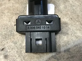 Mercedes-Benz B W245 Capteur pédale d'embrayage A0065451014