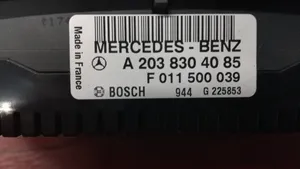 Mercedes-Benz C W203 Sisätuulettimen ohjauskytkin A2038304085