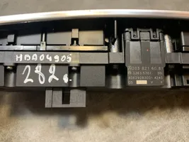 Mercedes-Benz C W203 Kit interrupteurs A2038216081