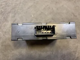 BMW 3 E90 E91 Module convertisseur de tension 9127088