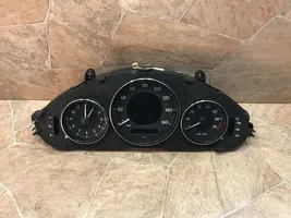 Mercedes-Benz CLS C219 Speedometer (instrument cluster) A2195404511