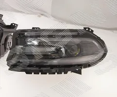 Dodge Charger Lampa przednia 68214399AC