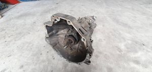 Audi 100 200 5000 C3 Manuaalinen 5-portainen vaihdelaatikko 016300047J