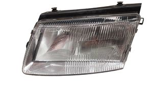 Volkswagen PASSAT B5 Lampa przednia 3B0941017R