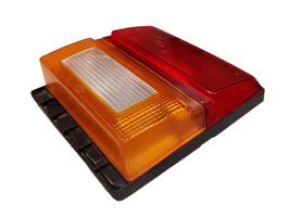 Audi 100 200 5000 C3 Luci posteriori del portellone del bagagliaio 443945226