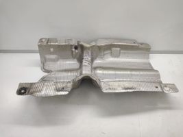 Volkswagen PASSAT B8 Exhaust heat shield 5Q0825613C