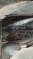 Toyota Avensis T270 Grille inférieure de pare-chocs avant 8148205040