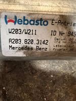 Mercedes-Benz E W211 Motore/attuatore A2038203142