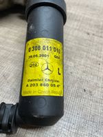 Mercedes-Benz C W203 Žibintų apiplovimo purkštukas (-ai) A2038600547