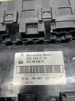 Mercedes-Benz CLC CL203 Juego de caja de fusibles 2035454701