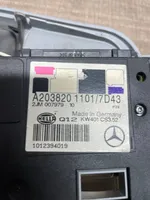 Mercedes-Benz C W203 Etuistuimen valo A2038201101