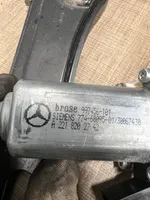 Mercedes-Benz S W221 Etuoven ikkunan nostomoottori A2218202742