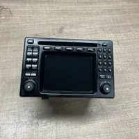 Mercedes-Benz E W210 Radio / CD/DVD atskaņotājs / navigācija A2108205489