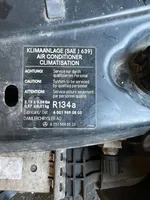 Mercedes-Benz GL X164 Radiatoru panelis (televizors) A0019890803