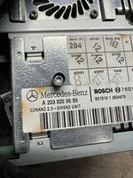 Mercedes-Benz C W203 Panel / Radioodtwarzacz CD/DVD/GPS A2038209689