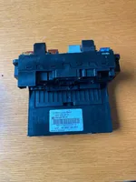 Mercedes-Benz C W203 Module de fusibles 2035452701