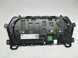 BMW 1 F40 Spidometrs (instrumentu panelī) 5A2A3D7