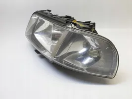 Audi A8 S8 D2 4D Lampa przednia 4D0941003AK