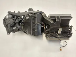 Volkswagen Touareg II Pečiuko ventiliatorius/ putikas 7P1820005N