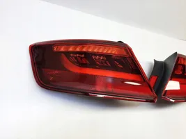 Audi A3 S3 8V Lampy tylne / Komplet 8V4945096D