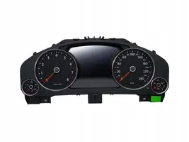 Volkswagen Touareg II Speedometer (instrument cluster) 7P6920881F