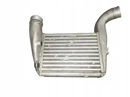 Audi RS6 C6 Chłodnica powietrza doładowującego / Intercooler 07L145806