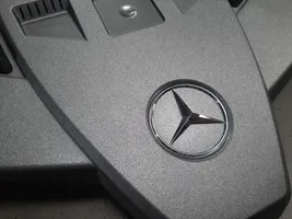 Mercedes-Benz SLK R172 Ilmansuodattimen kotelo A1520100067