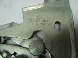 Volkswagen Touareg III Engine bonnet/hood hinges 760823301B