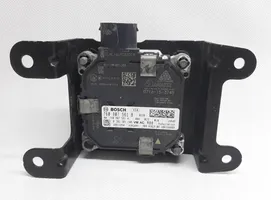 Volkswagen Touareg III Distronic sensor radar 760907561B