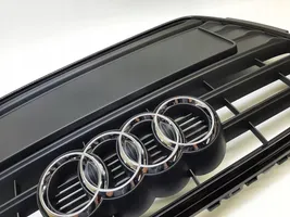 Audi A4 S4 B8 8K Griglia superiore del radiatore paraurti anteriore 8K0