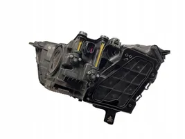 Audi Q3 F3 Lampa przednia 83A941012