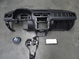 Volkswagen Caddy Panel de instrumentos 2K5858077