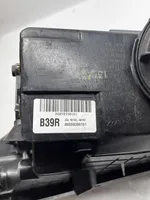 KIA Ceed Lampa przednia 92102-A2390