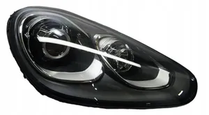 Porsche Cayenne (92A) Lampa przednia 7P5941752F