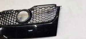 Volkswagen Golf V Maskownica / Grill / Atrapa górna chłodnicy 1K0853651E