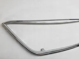 Seat Ibiza IV (6J,6P) Front bumper upper radiator grill 6J0854643B