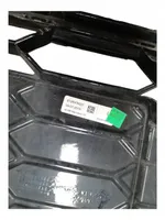 Seat Ateca Maskownica / Grill / Atrapa górna chłodnicy 575853668C