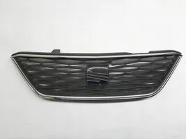 Seat Ibiza IV (6J,6P) Grotelės priekinės 6J0853654C