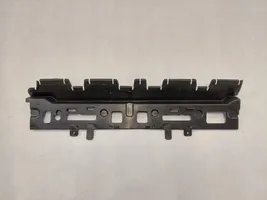 Audi Q8 Radiatoru dekoratīvā apdare 4M0121286J