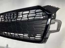 Audi A5 Atrapa chłodnicy / Grill Audi